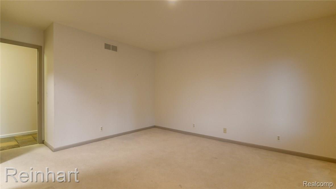 3039 Timberview Road Saline, MI 48176 - Photo 41 of 65 42299830_38.jpg