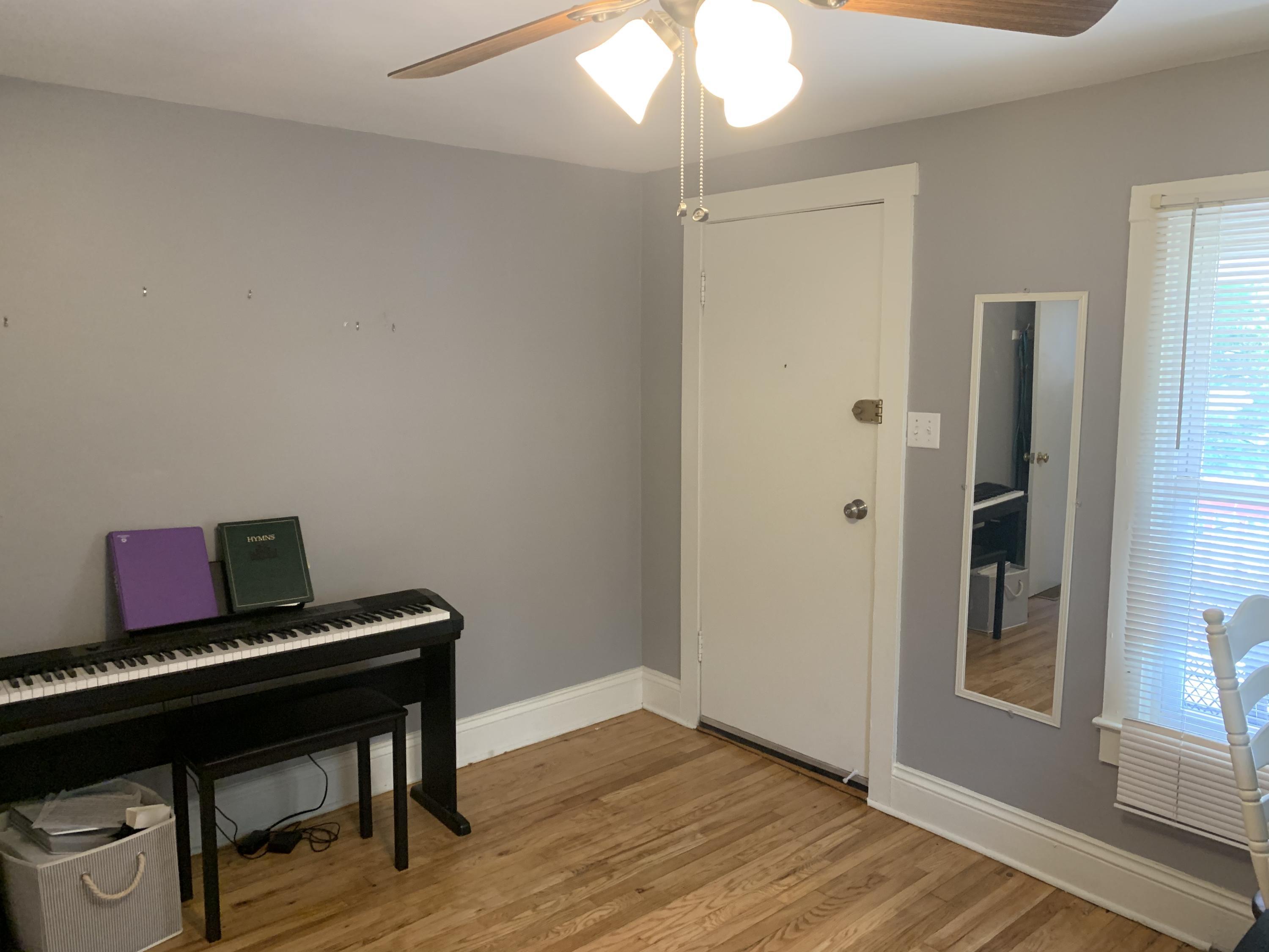 701 North Mill Road Salem, VA 24153 - Photo 13 of 32 D933EED8-2A51-4B89-938A-F4DF378C34C0