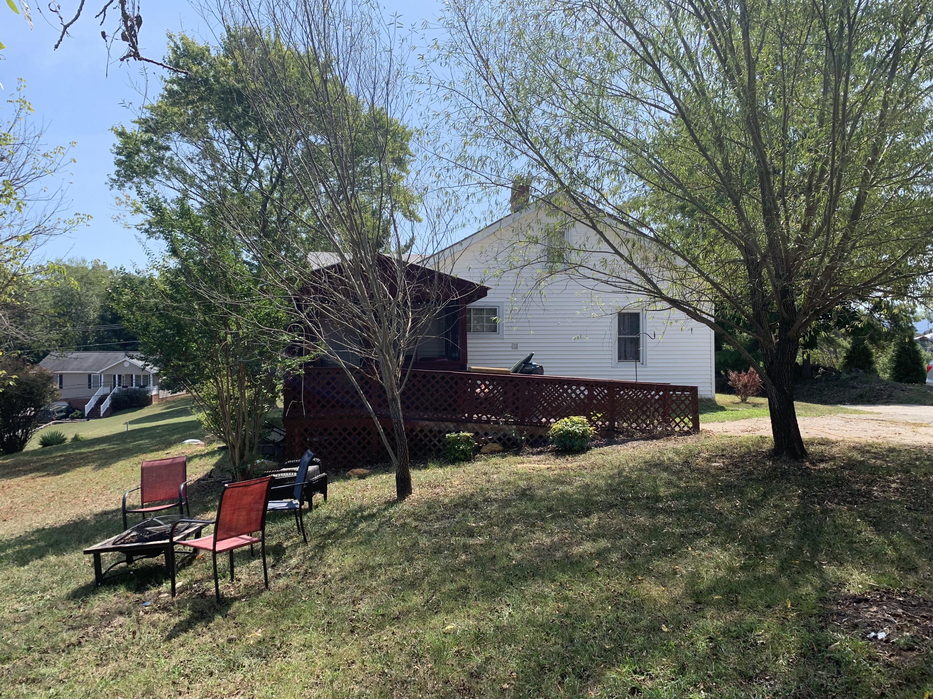 701 North Mill Road Salem, VA 24153 - Photo 30 of 32 F92A354F-93CC-4060-8DF8-12672434BE6A