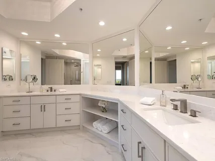 $869,000 | 23850 Via Italia Circle, Unit 403, Bonita Springs, FL 34134