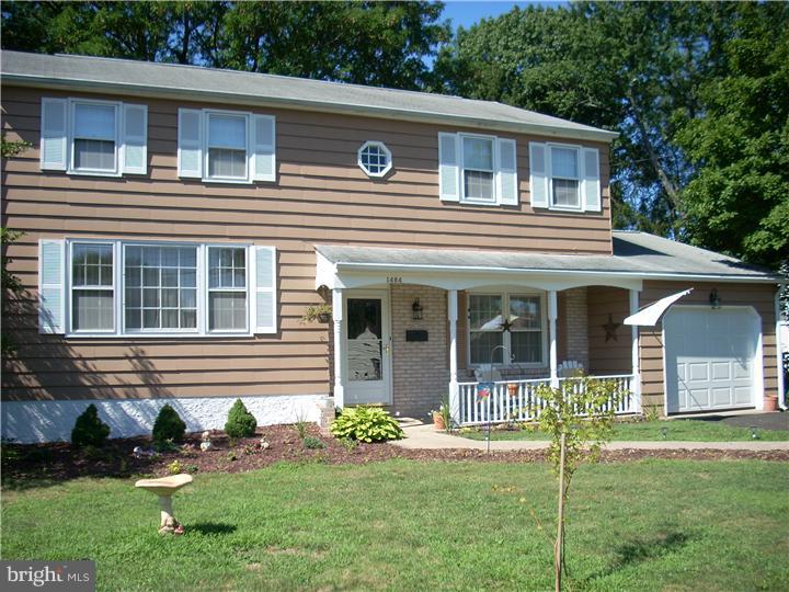 1484 Foster Road Warminster, PA 18974 - Photo 1 of 25 Front Yard