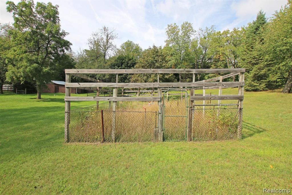 3700 Rohr Road Lake Orion, MI 48359 - Photo 46 of 55