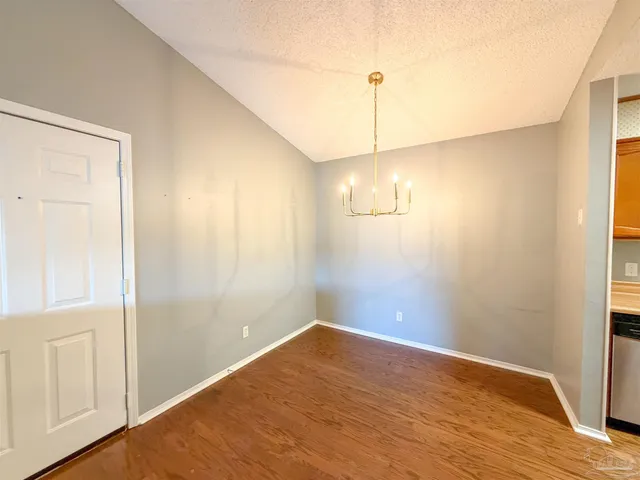 $1,595 | 2299 Scenic Highway, Unit P8, Pensacola, FL 32503