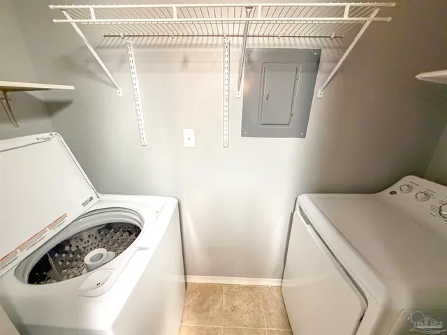 $1,595 | 2299 Scenic Highway, Unit P8, Pensacola, FL 32503