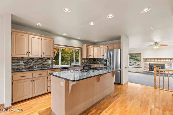 $965,000 | 613 South Friedline Road, Yakima, WA 98908