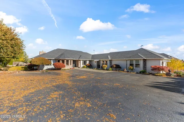 $985,000 | 613 South Friedline Road, Yakima, WA 98908