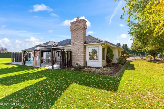 $985,000 | 613 South Friedline Road, Yakima, WA 98908