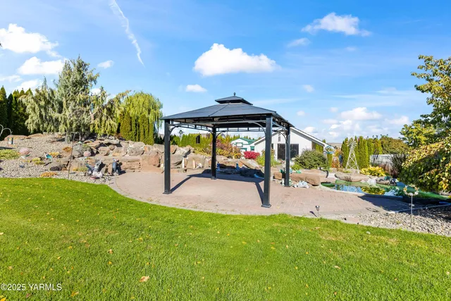 $985,000 | 613 South Friedline Road, Yakima, WA 98908