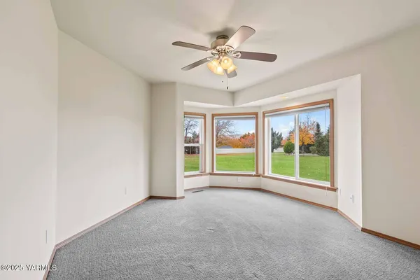 $985,000 | 613 South Friedline Road, Yakima, WA 98908