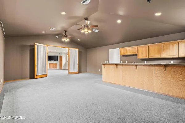 $965,000 | 613 South Friedline Road, Yakima, WA 98908