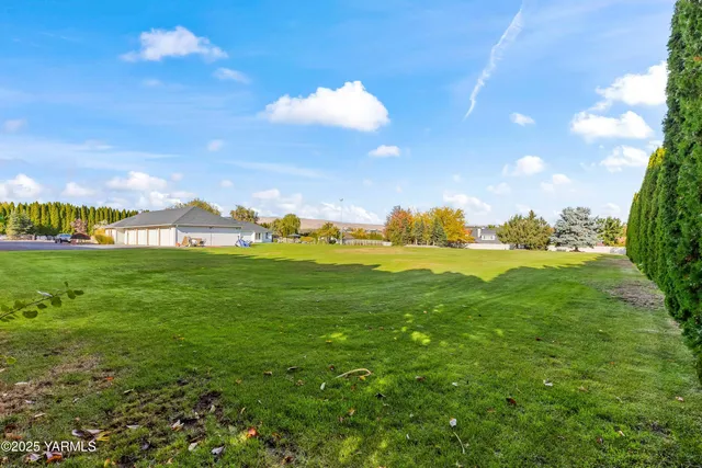 $985,000 | 613 South Friedline Road, Yakima, WA 98908