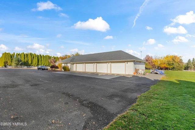 $985,000 | 613 South Friedline Road, Yakima, WA 98908