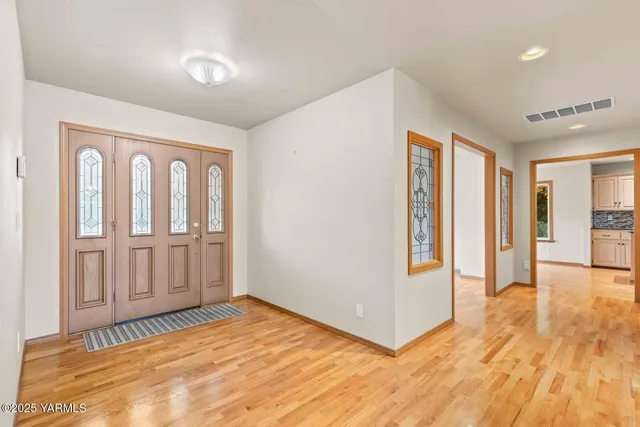 $985,000 | 613 South Friedline Road, Yakima, WA 98908