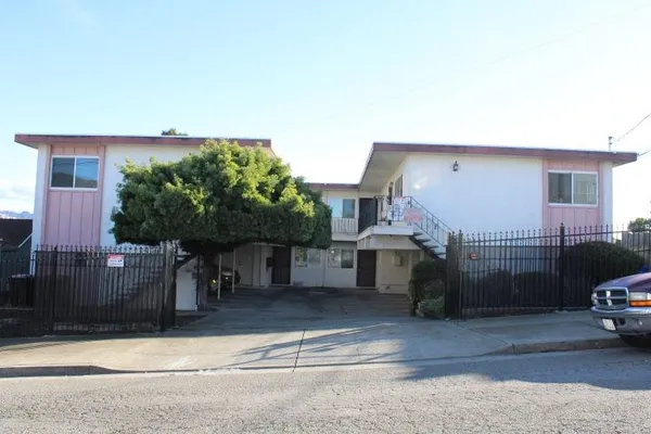 $2,150 | 5234 Sacramento Avenue, Richmond, CA 94804