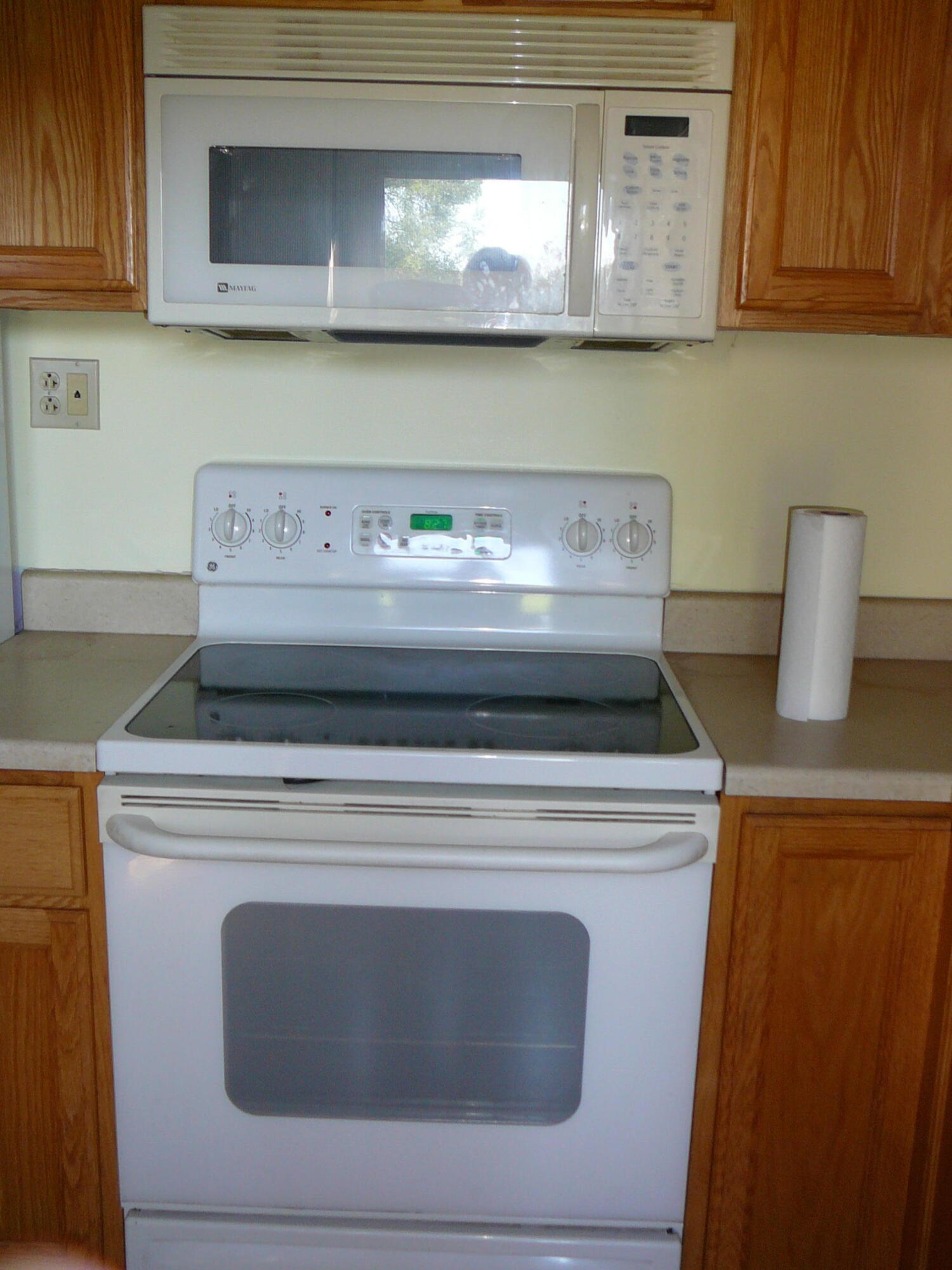 297 Bater Road Coldwater, MI 49036 - Photo 15 of 42 Range & Microwave