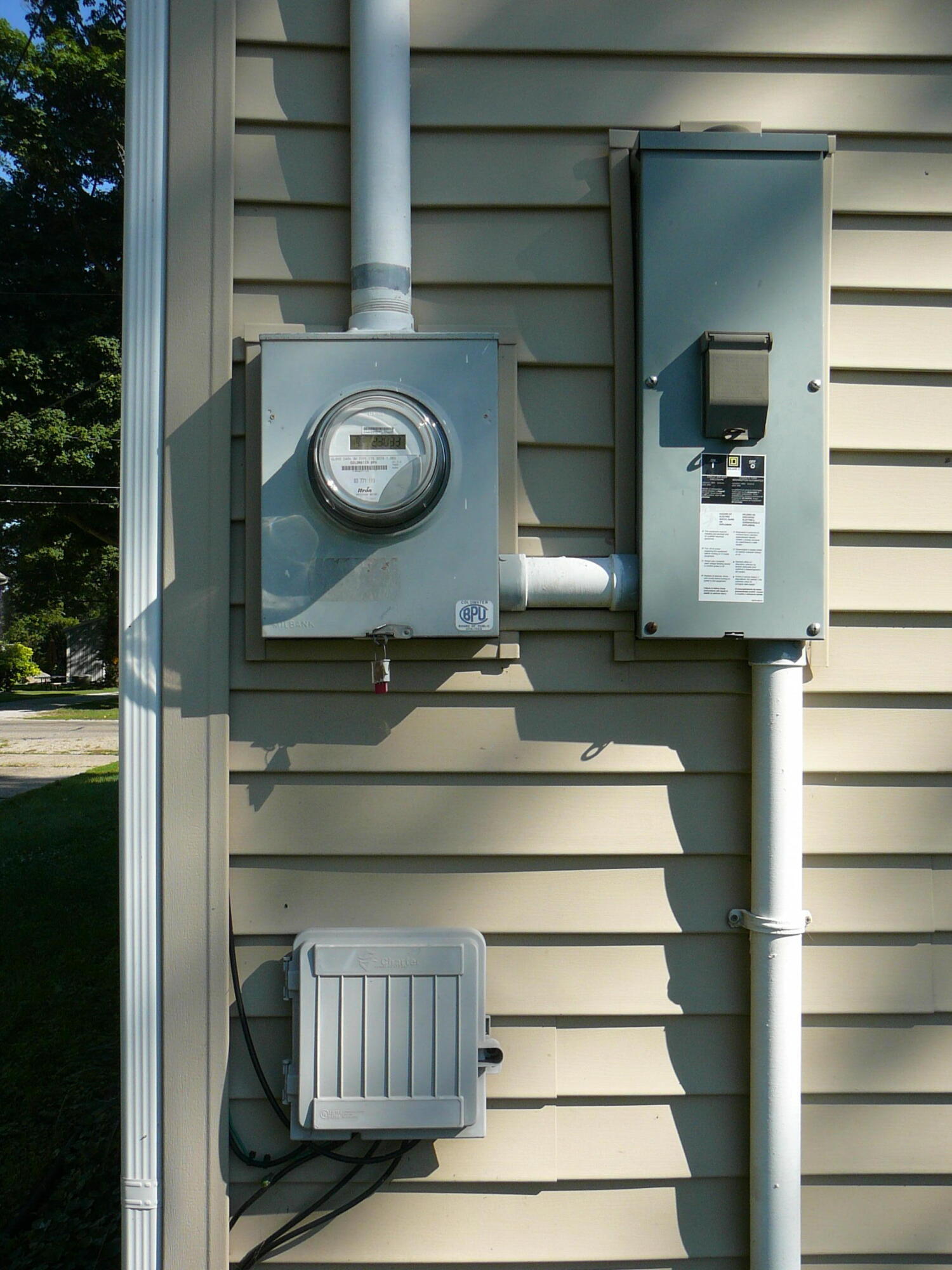 297 Bater Road Coldwater, MI 49036 - Photo 38 of 42 Power box to the house'