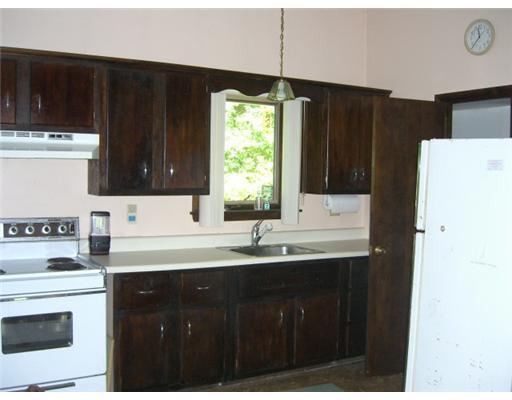 241 Glenview Road Somerset, PA 15501 - Photo 3 of 18 Kitchen.