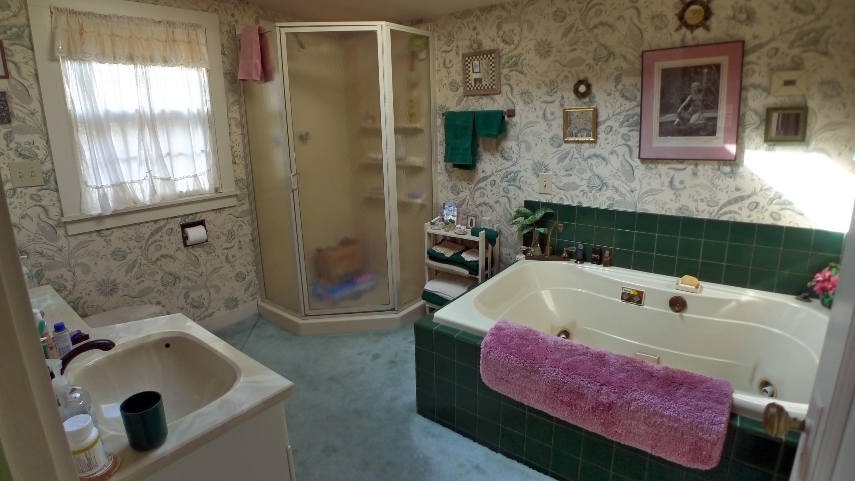 36 Landing Road Southport, ME 04576 - Photo 12 of 32 main house bath1