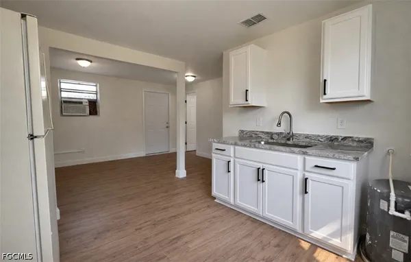 $1,350 | 569 Nuna Avenue, Fort Myers, FL 33905