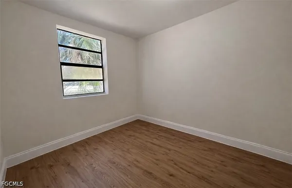 $1,350 | 569 Nuna Avenue, Fort Myers, FL 33905