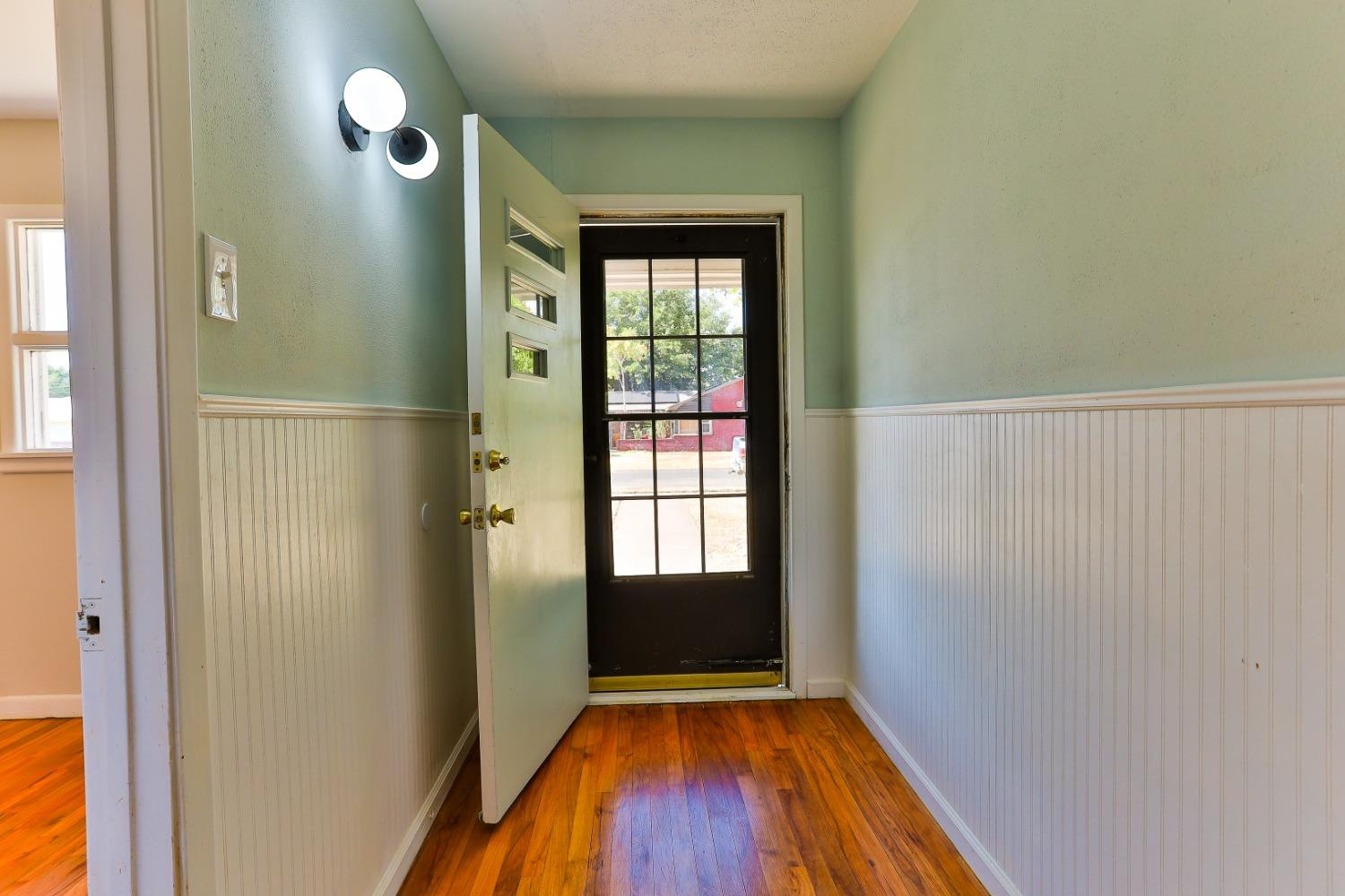 4317 43rd Street Lubbock, TX 79413 - Photo 4 of 34 Photo 4