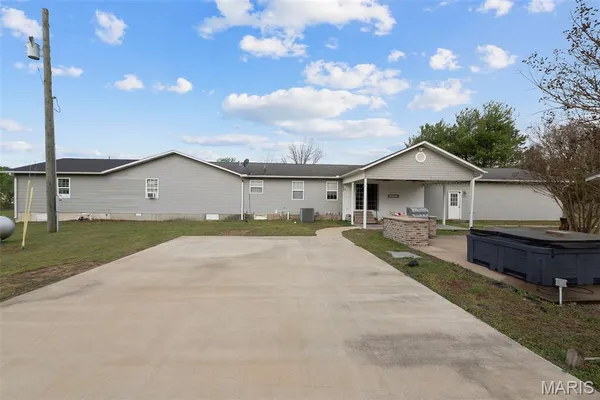 $525,000 | 444 County Road 505, Benton, MO 63736