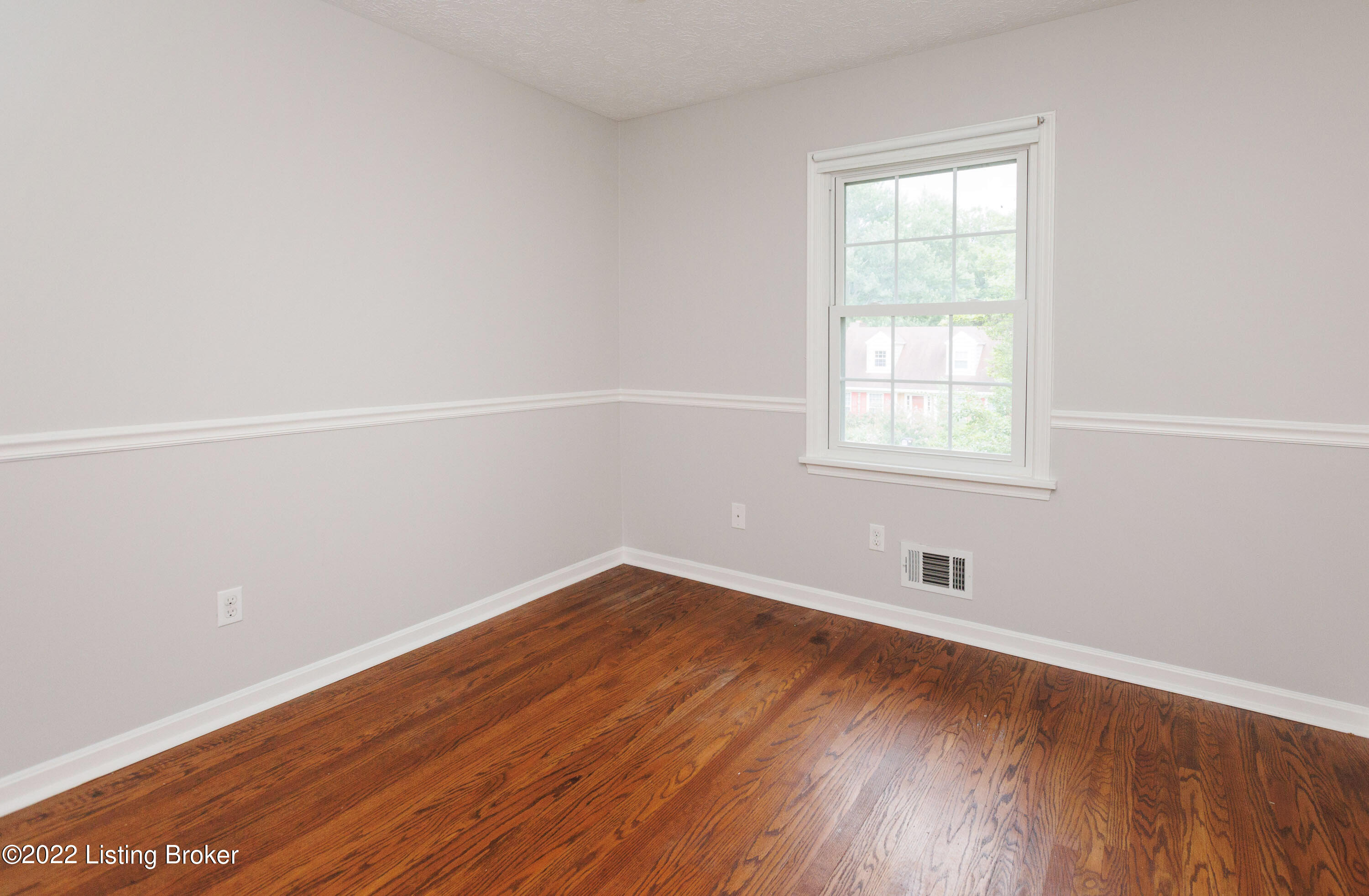 3009 Lexham Road Louisville, KY 40220 - Photo 27 of 38 030