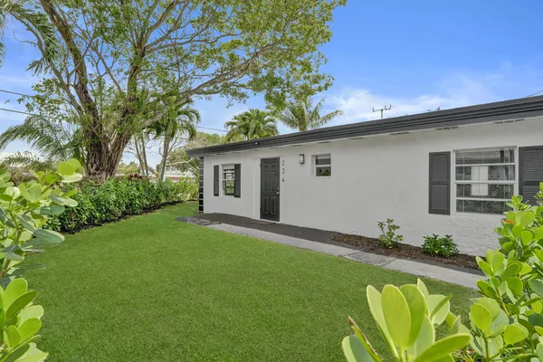 $1,800 | 234 Northeast 14th Avenue, Unit 1, Pompano Beach, FL 33060