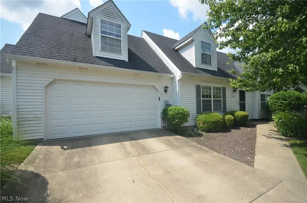 $229,900 | 2641 Burridge Circle, Twinsburg, OH 44087