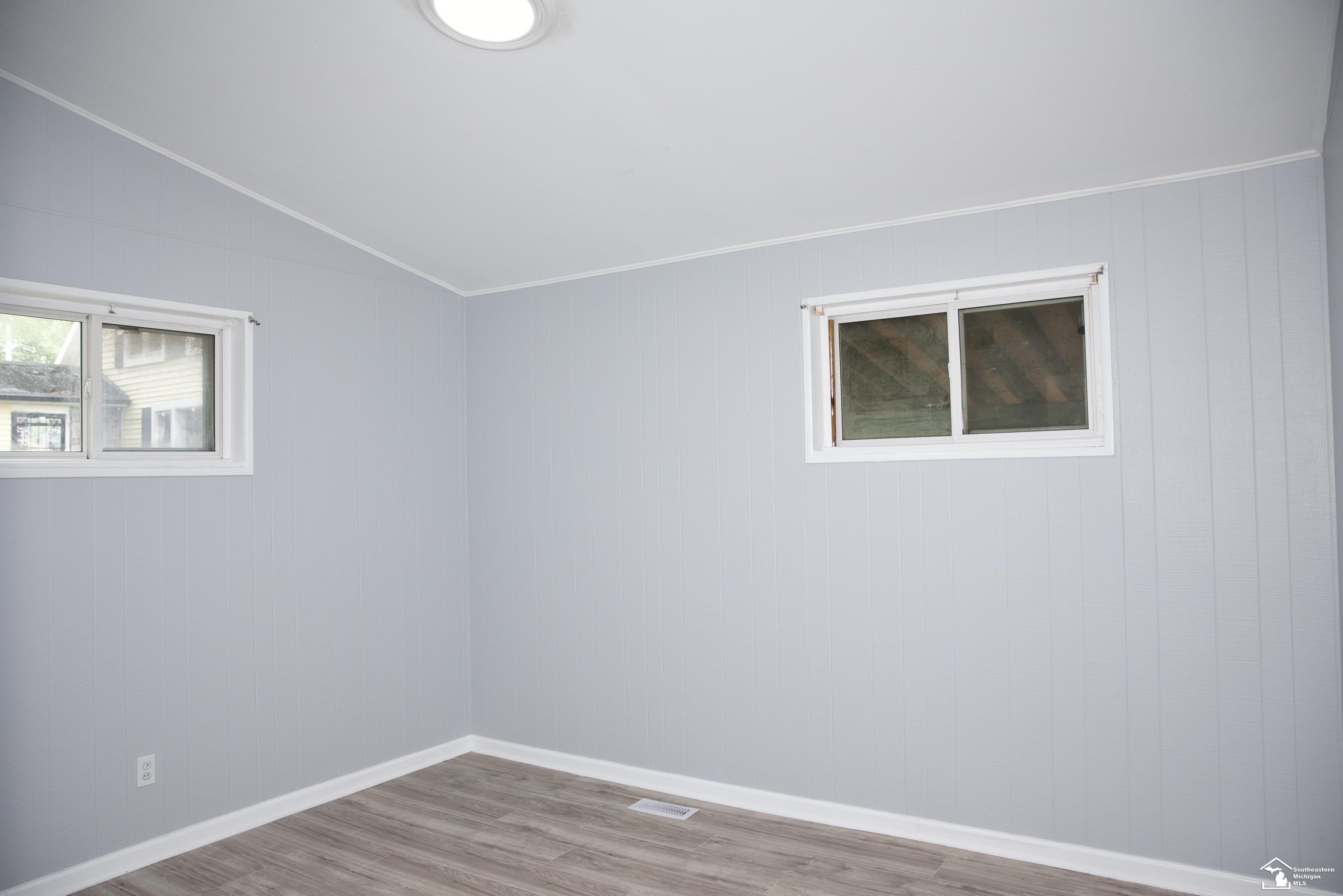 19278 Berg Road Detroit, MI 48219 - Photo 12 of 36 Gallery Image 12