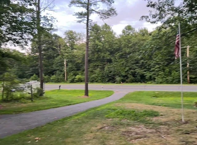 a view of a entertaining space