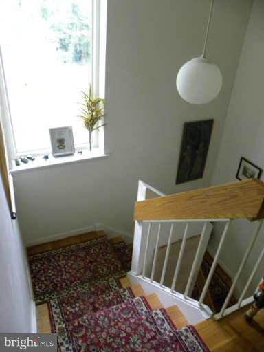 11187 Saffold Way Reston, VA 20190 - Photo 16 of 28 Interior (General)