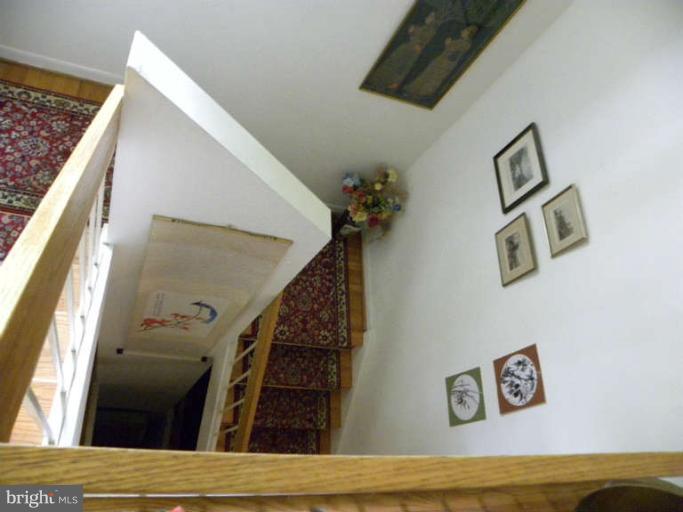 11187 Saffold Way Reston, VA 20190 - Photo 17 of 28 Interior (General)