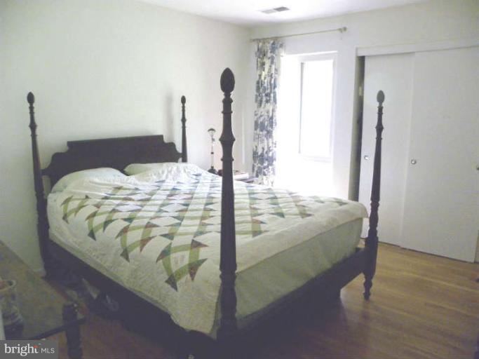 11187 Saffold Way Reston, VA 20190 - Photo 8 of 28 Bedroom