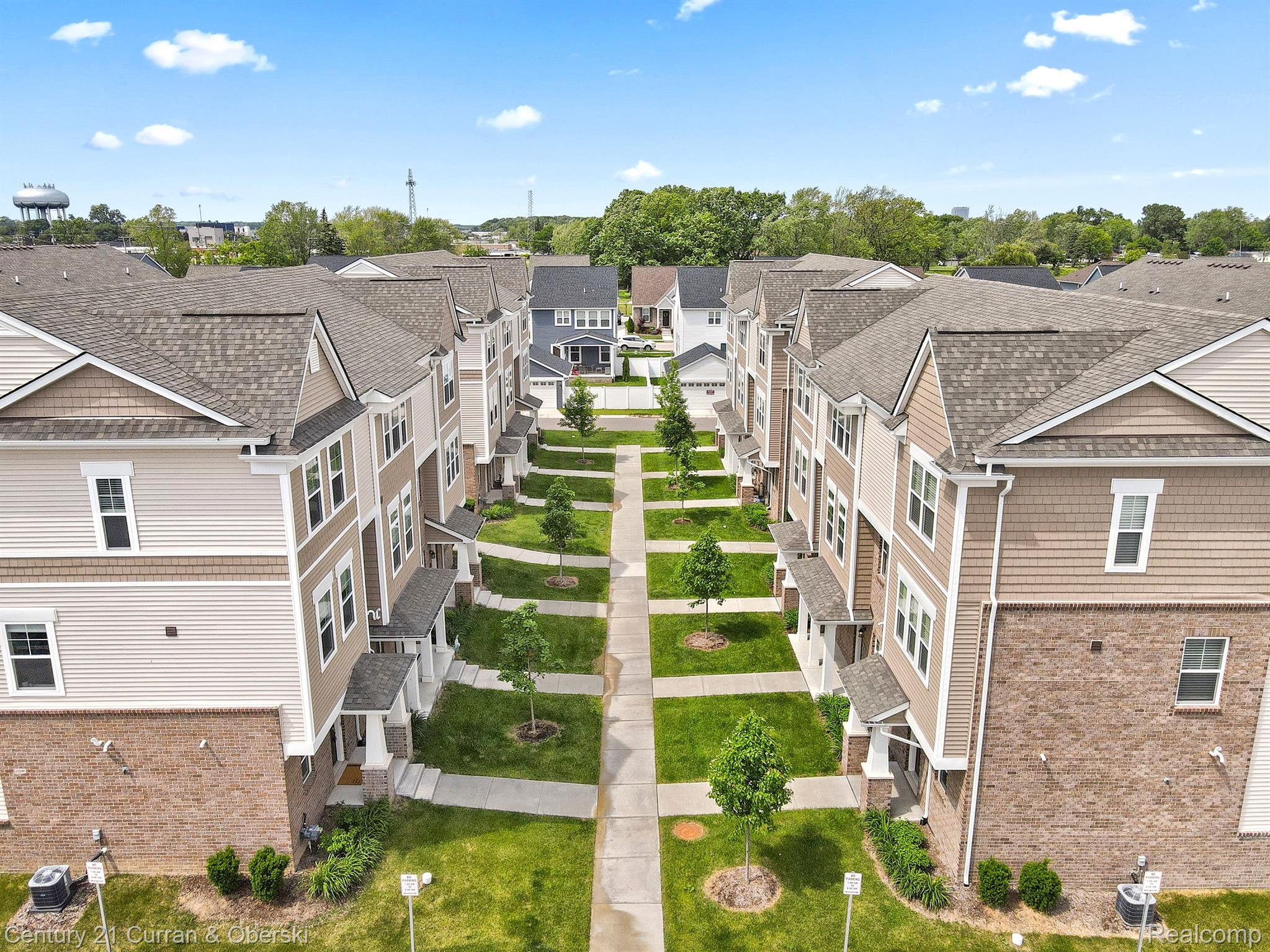 2500 Normandy Road, Unit 42 Royal Oak, MI 48073 - Photo 58 of 63 Gallery Image 58