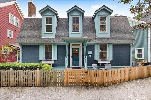 $1,215,000 | 24 Fireside Lane, Pacific Beach, WA 98571
