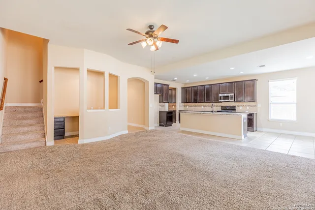 $2,150 | 3922 Retreat, San Antonio, TX 78253