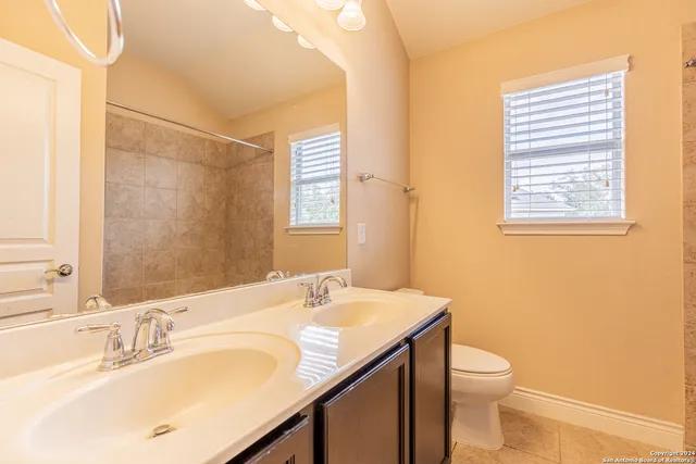 $2,150 | 3922 Retreat, San Antonio, TX 78253