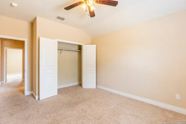 $2,150 | 3922 Retreat, San Antonio, TX 78253