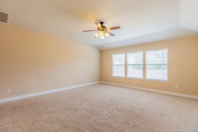 $2,150 | 3922 Retreat, San Antonio, TX 78253