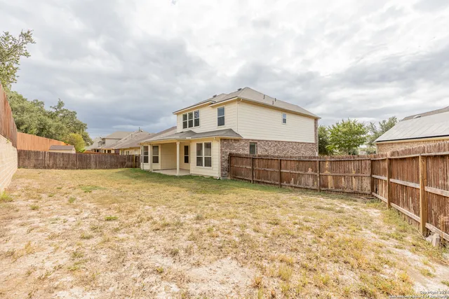 $2,150 | 3922 Retreat, San Antonio, TX 78253