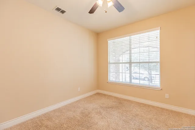 $2,150 | 3922 Retreat, San Antonio, TX 78253