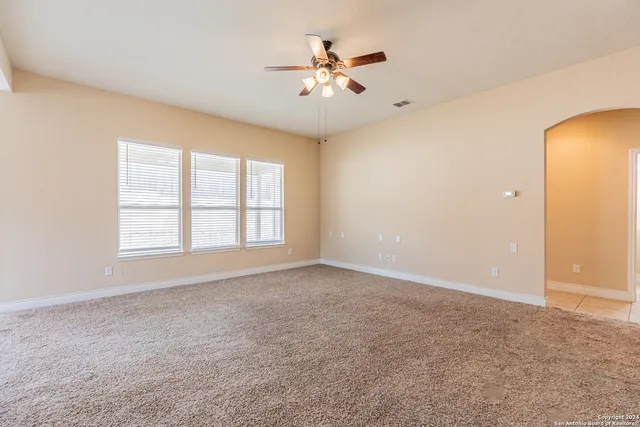 $2,150 | 3922 Retreat, San Antonio, TX 78253