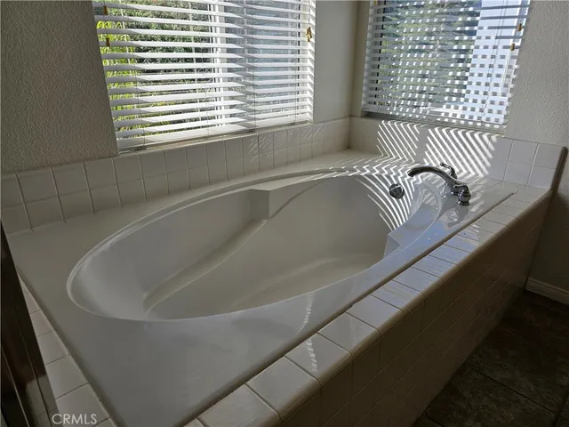 $829,000 | 33429 Barrington Drive, Temecula, CA 92592