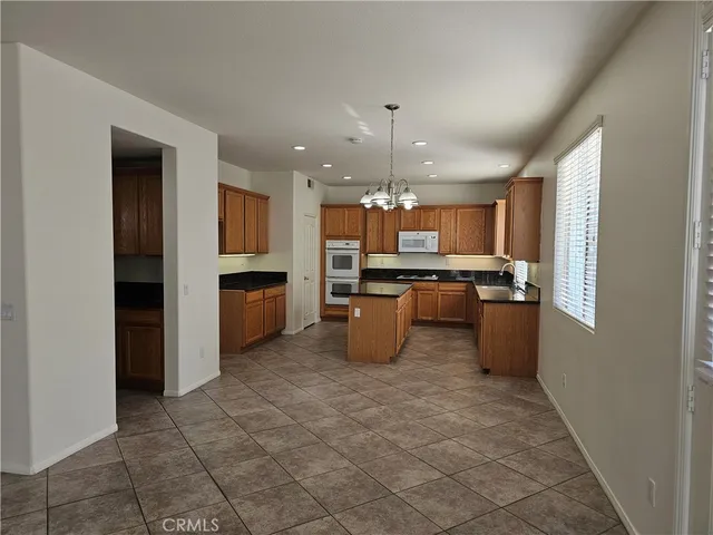 $829,000 | 33429 Barrington Drive, Temecula, CA 92592