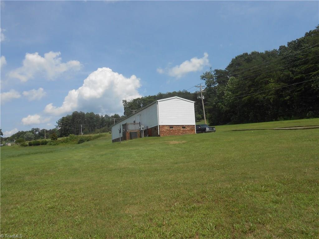 1020 Holly Farm Road Walnut Cove, NC 27052 - Photo 8 of 28 Gallery Image 8