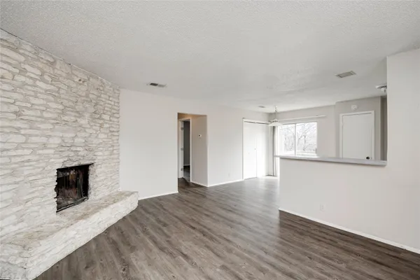 $1,200 | 11907 Alpheus Avenue, Unit D, Austin, TX 78759