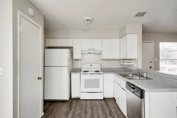 $1,200 | 11907 Alpheus Avenue, Unit D, Austin, TX 78759