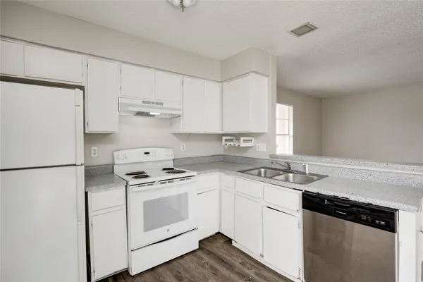 $1,200 | 11907 Alpheus Avenue, Unit D, Austin, TX 78759