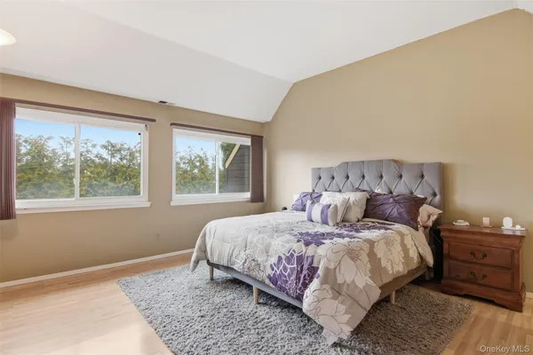 $819,000 | 54 Southgate Circle, Massapequa Park, NY 11762